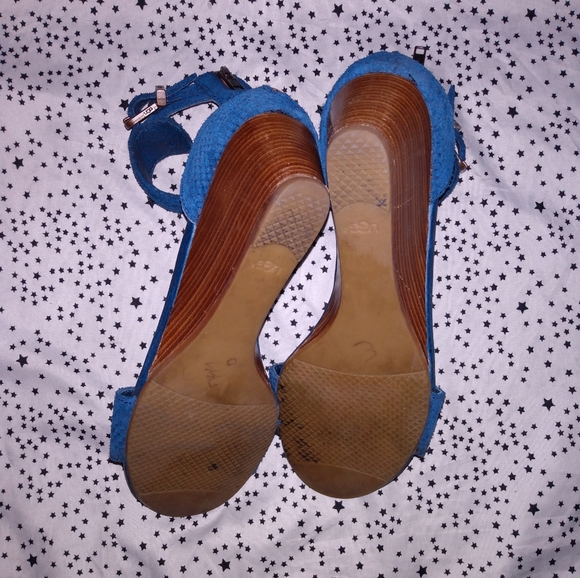 ✨ugg✨ BLUE SUEDE SANDAL - Picture 7 of 8